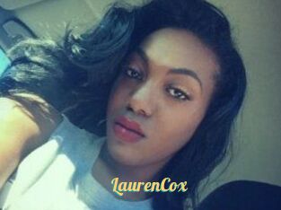 Lauren_Cox