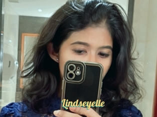 Lindseyelle