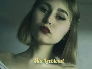 Mia_Leeblond