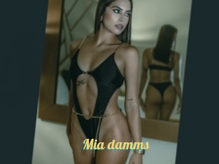 Mia_damms