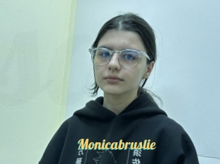 Monicabruslie