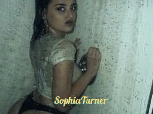 Sophia_Turner