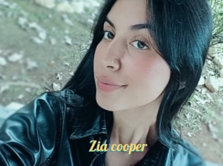 Zia_cooper